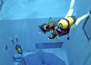 worlds-deepest-pool-NEMO-33-jpg